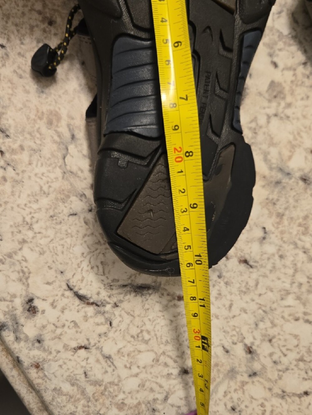 Keen Woman's Newport Sandals Size 7.5 - Picture 8 of 12